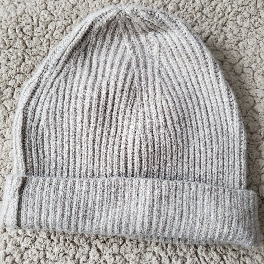 Everlane Cashmere Beanie